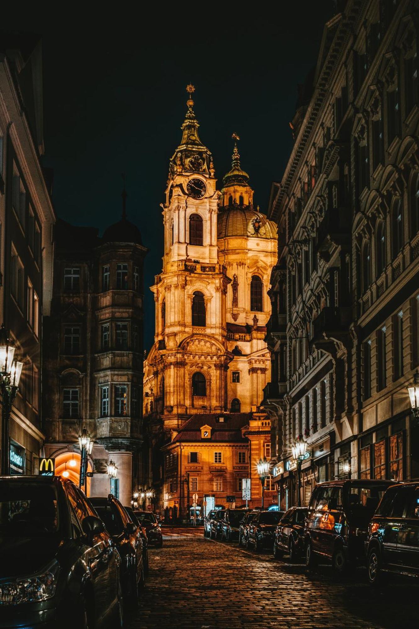 Helen Homestay Vysehrad Prag Exterior foto